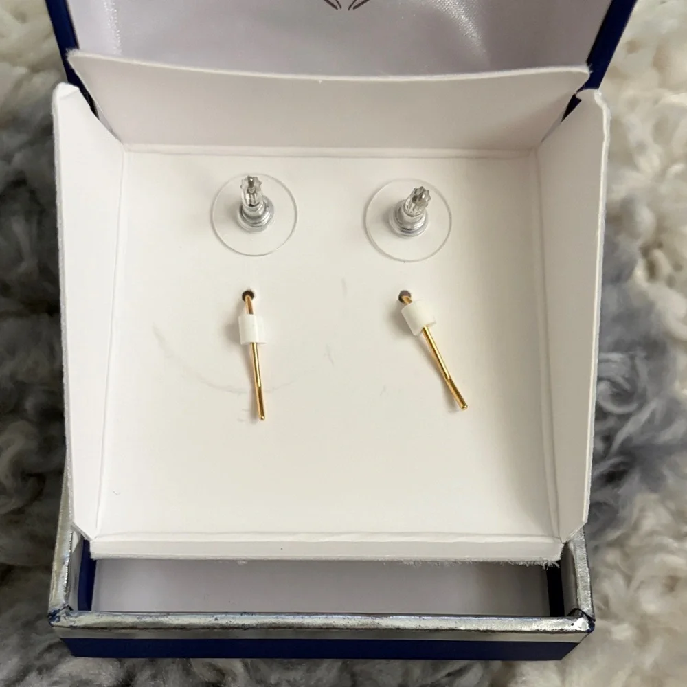 Elegant Pink Cubic Zirconia Earrings 2 Pairs